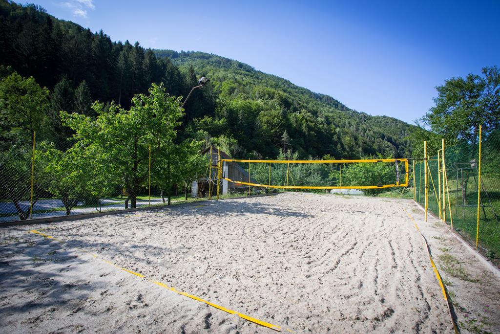 Guest House Gostisce Gacnk V Logu Cerkno Exterior photo